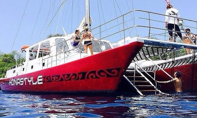 Sea quest hawaii parking lot Private Boat Charters Big Island Hawaii Kona Style