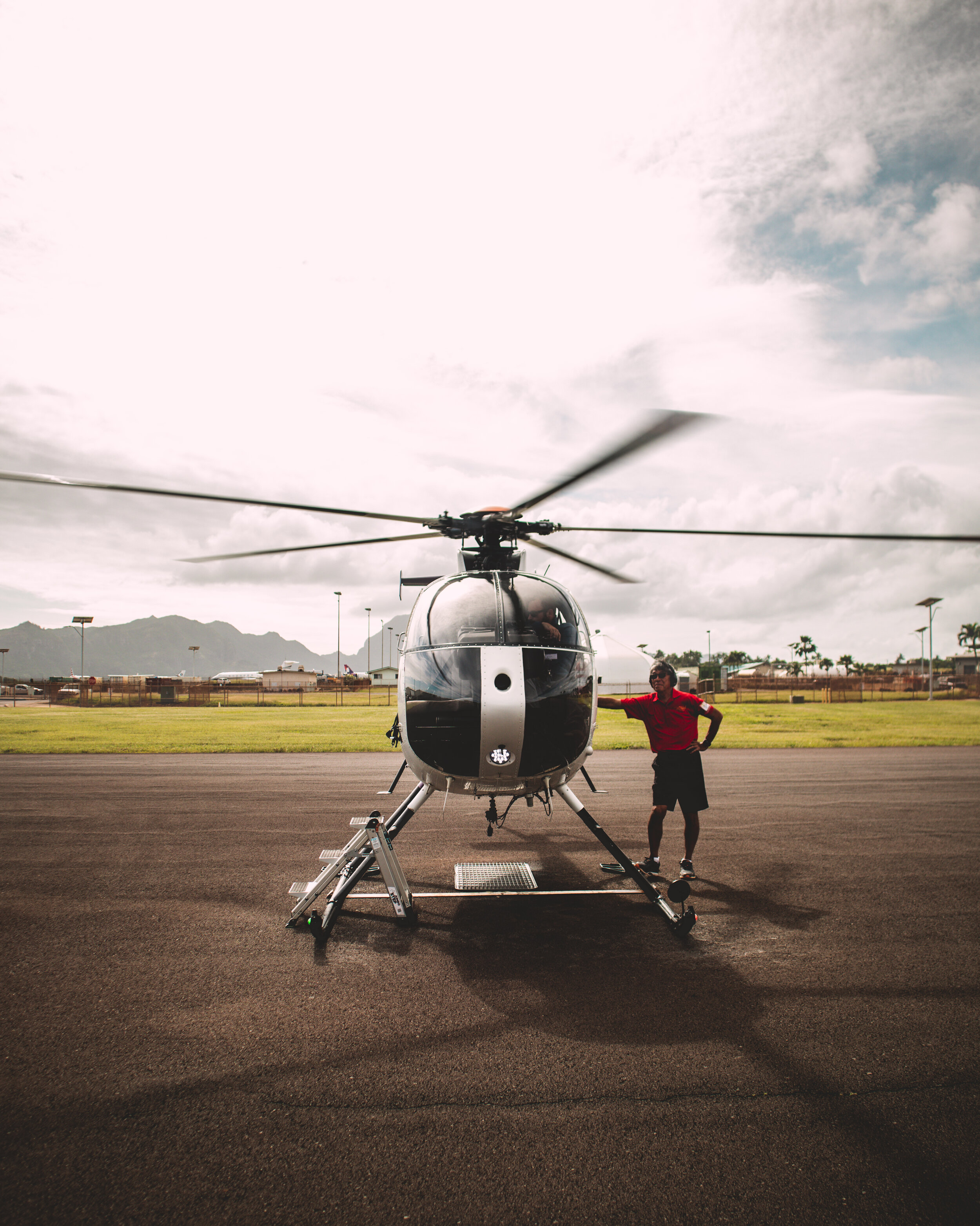 Which is the best island in hawaii? Flying Over Kauai Everything To Know About Booking A Helicopter Tour Of Hawaii S Garden Isle Wander Like Us